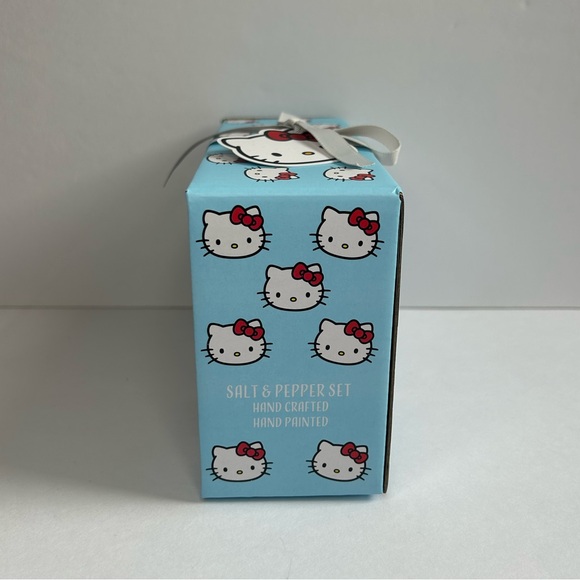 Hello Kitty Blue Sky Salt & Pepper Set, Unicorn, Colorful, Hand Painted, NEW! - Picture 3 of 4